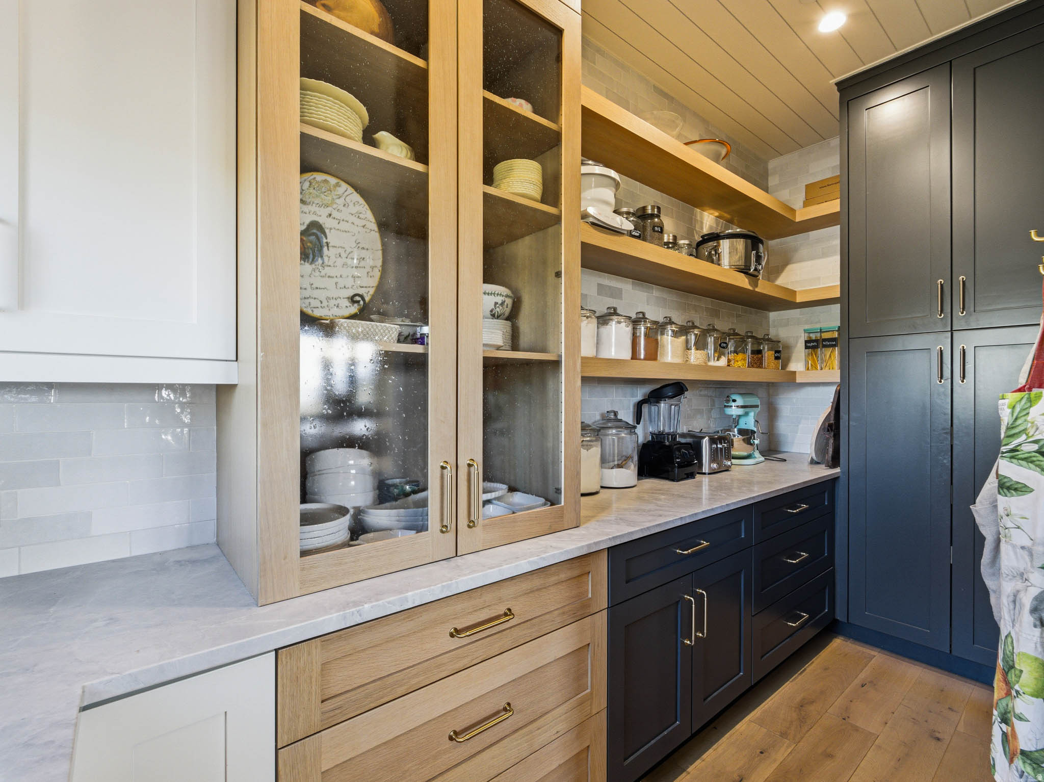 RED LEDGES - Residential