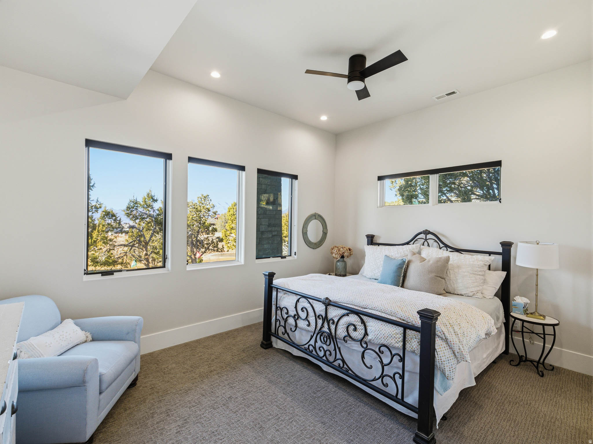 RED LEDGES - Residential