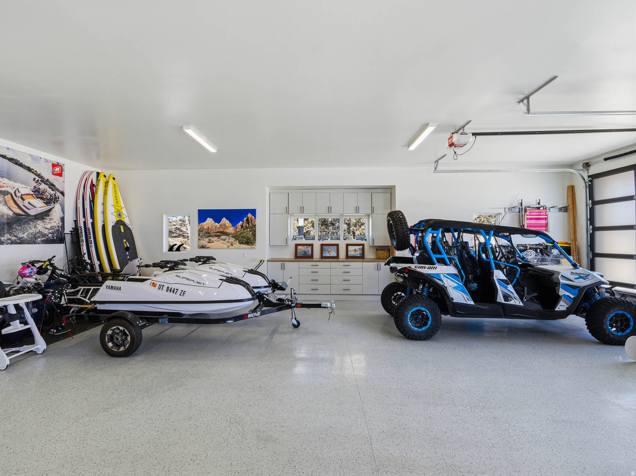 RED LEDGES - Residential