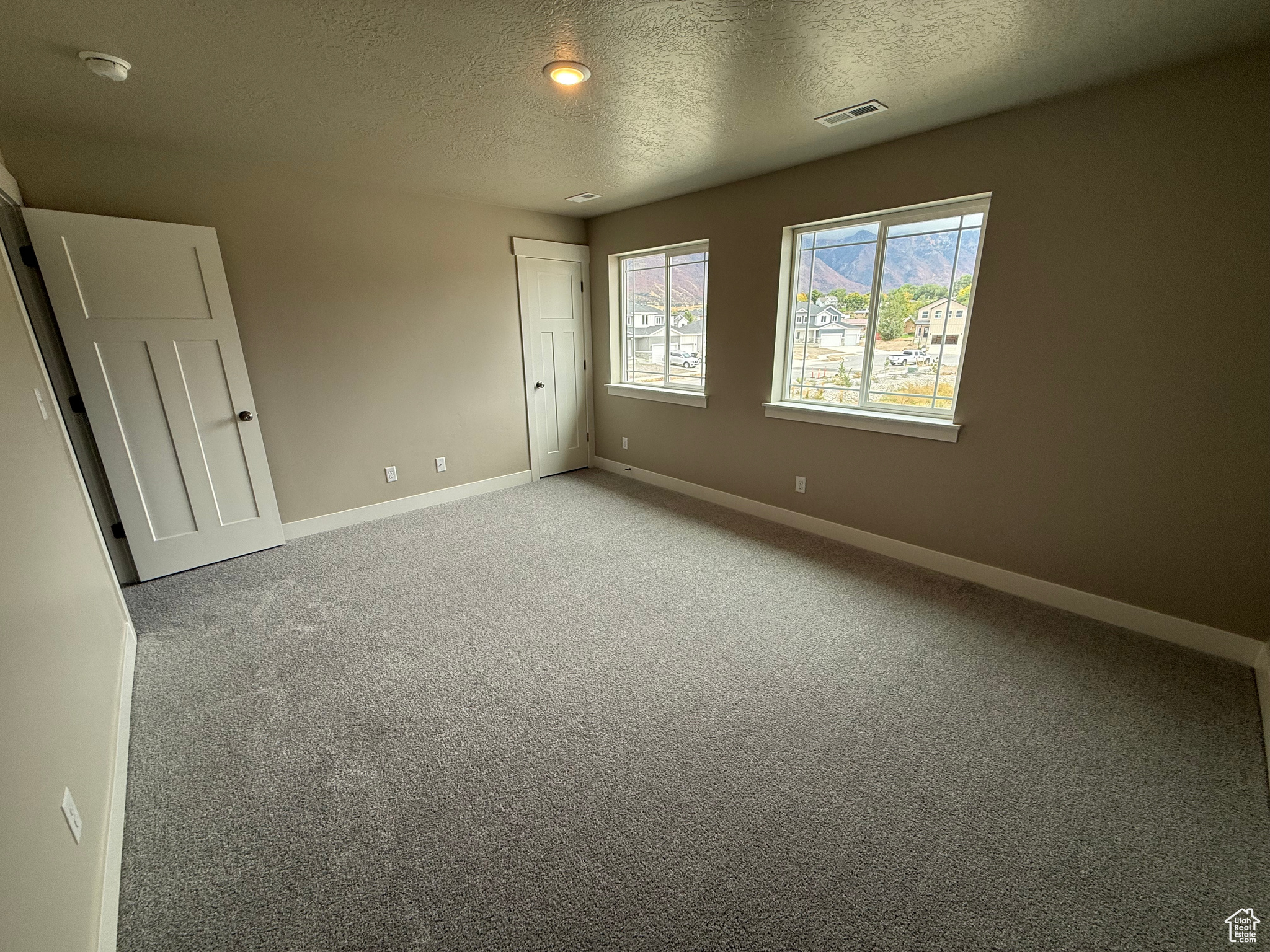 TIMBER RANCH - Residential