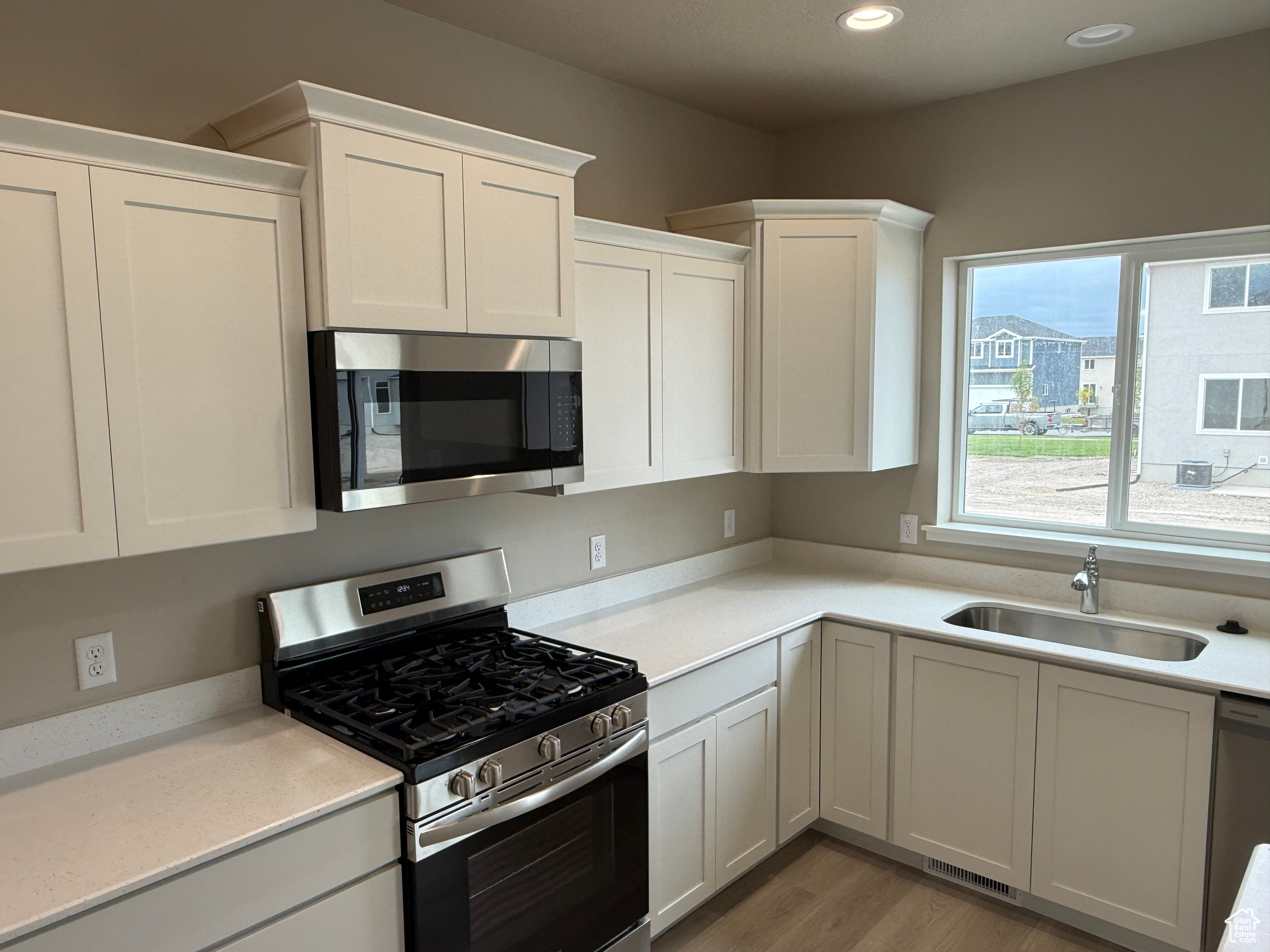 TIMBER RANCH - Residential