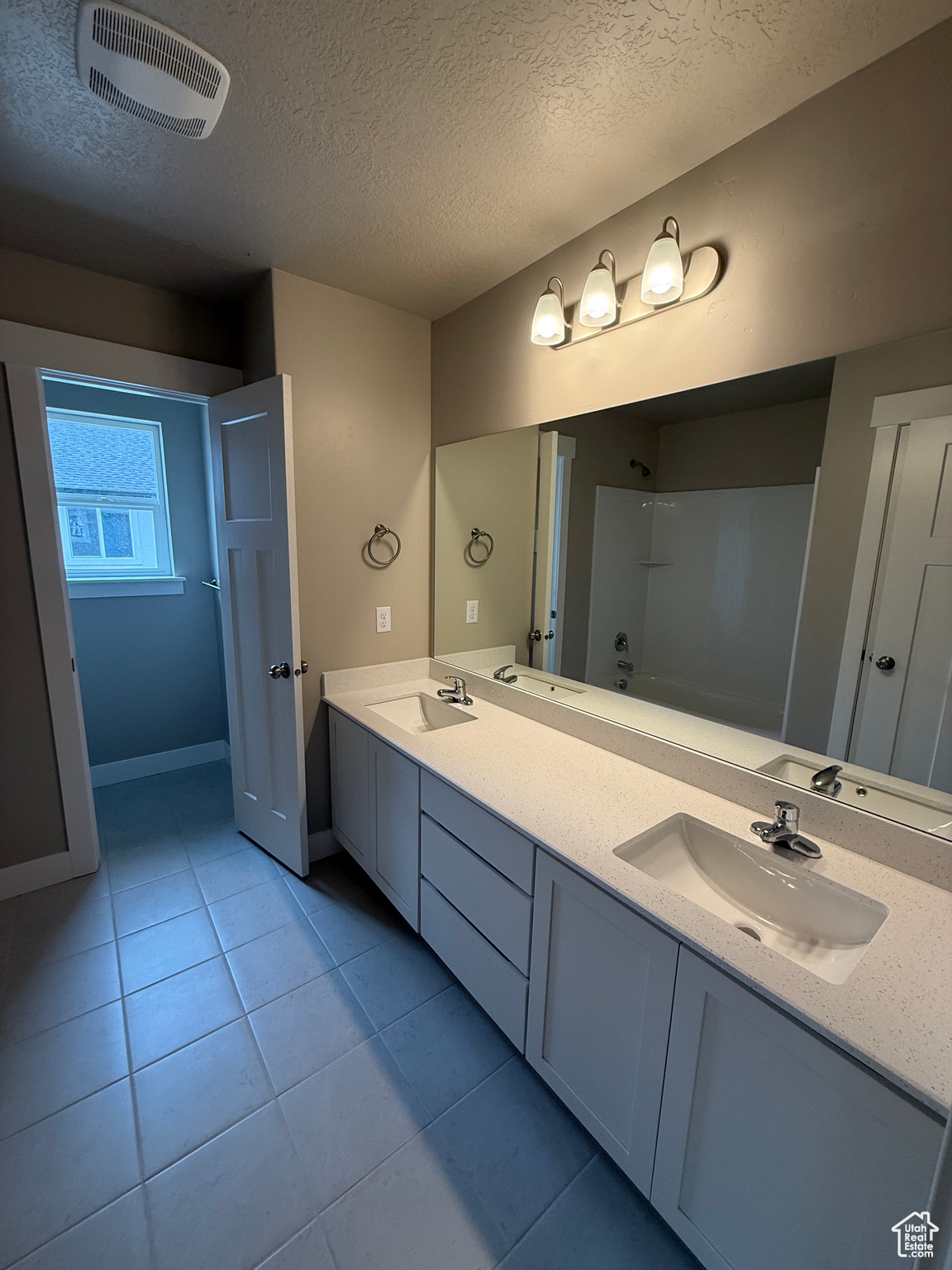 TIMBER RANCH - Residential