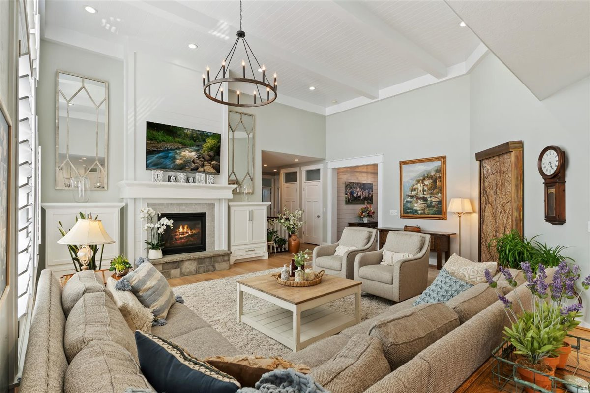 SNOW SPRINGS - Residential