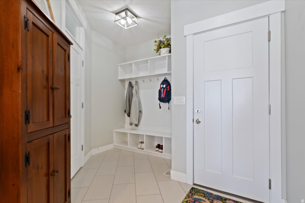 SNOW SPRINGS - Residential