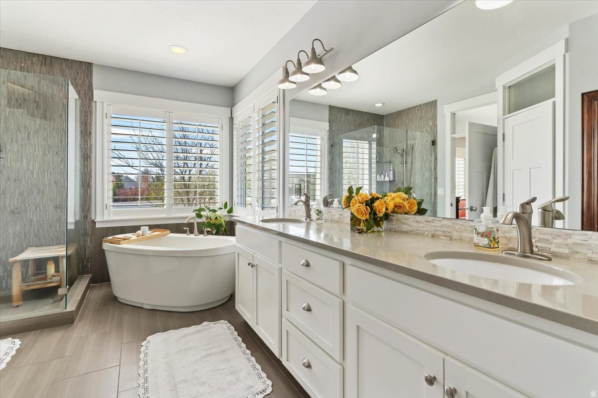 SNOW SPRINGS - Residential