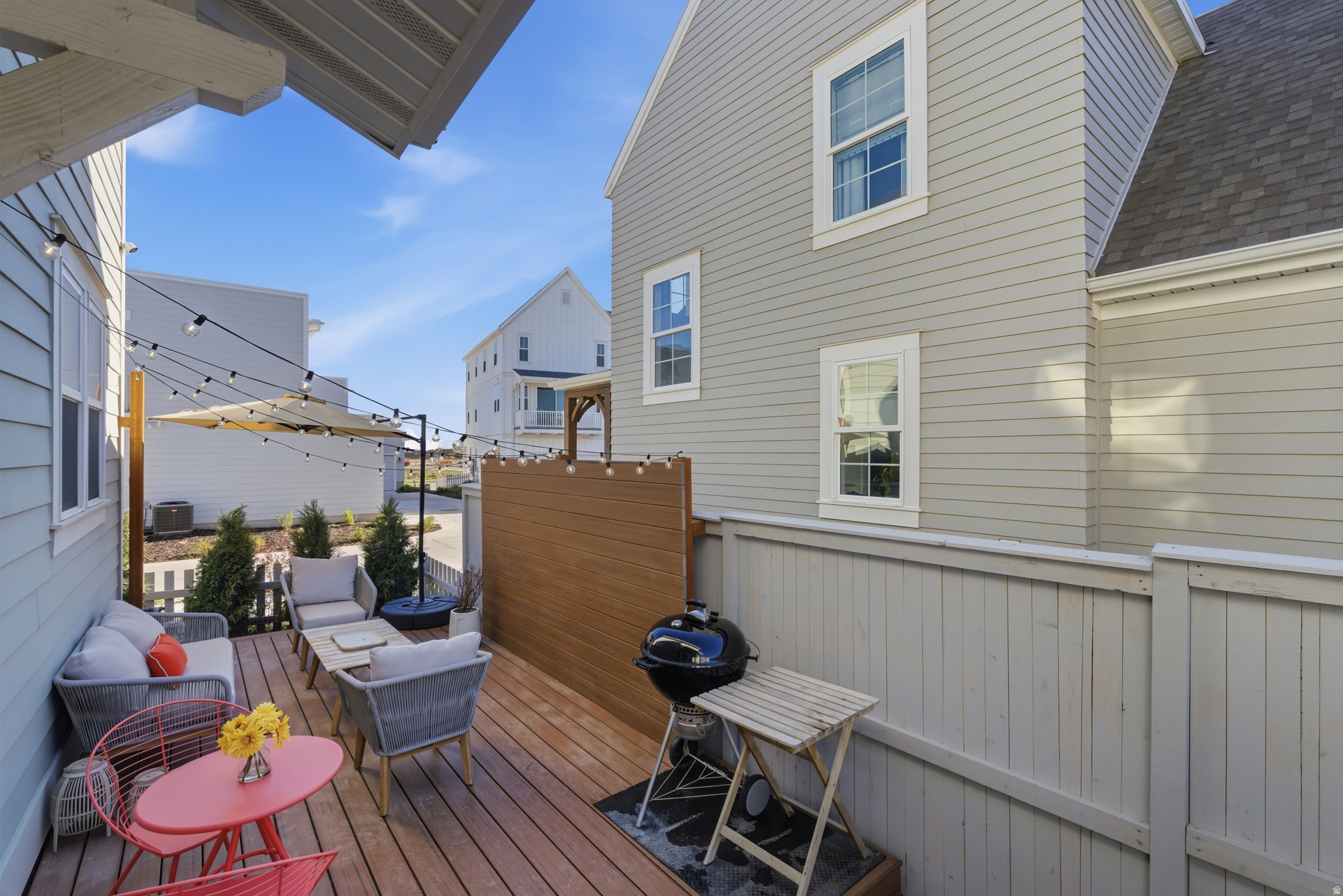 CASCADE VILLAGE - Residential