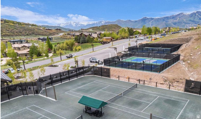 TUHAYE - Residential