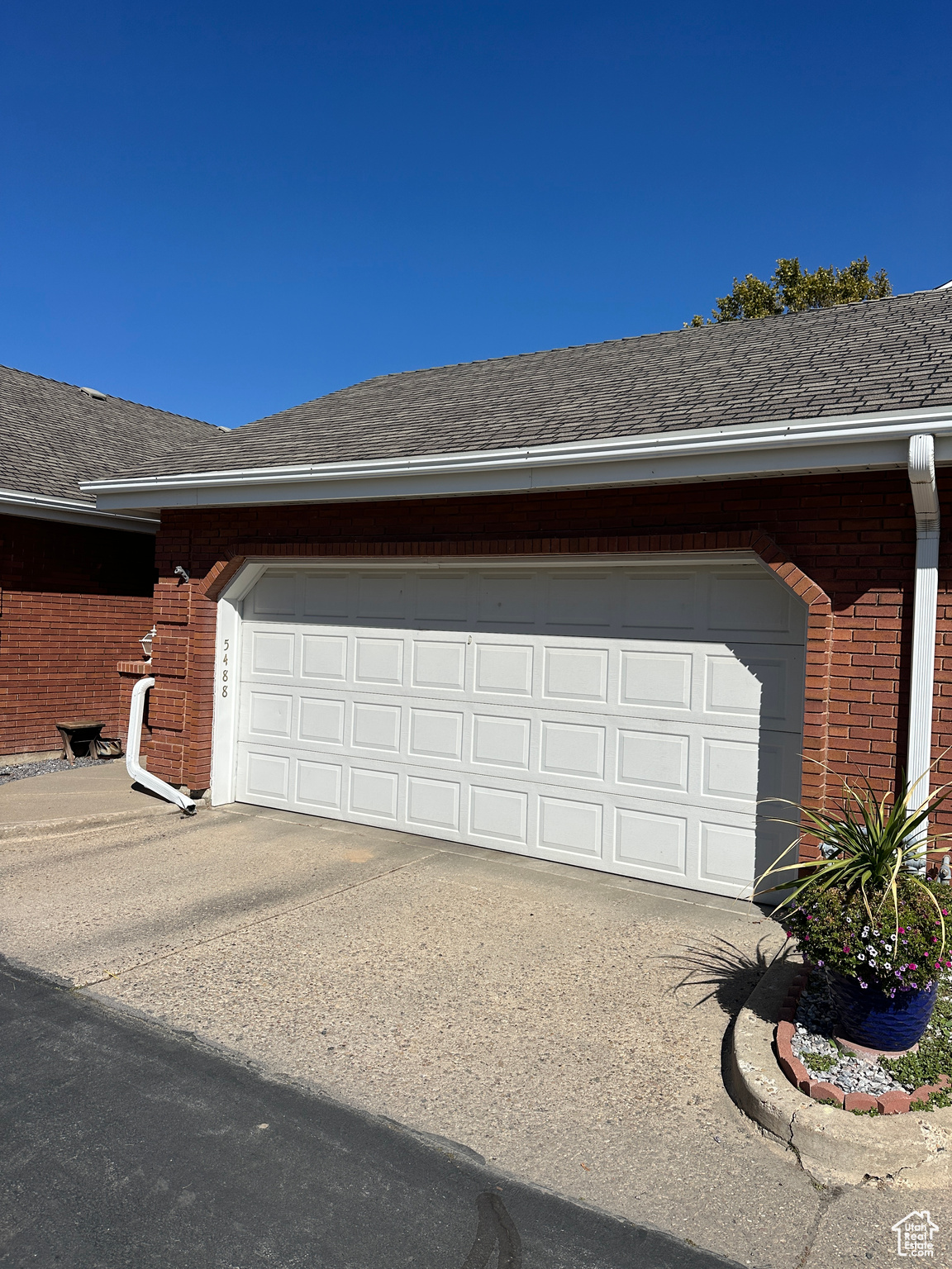 RIDGEMONT PHASE 1 - Residential