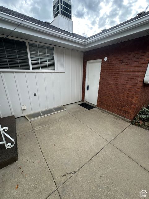 Tiny photo for 5488 S 250 E, Washington Terrace, UT 84405 (MLS # 2114580)