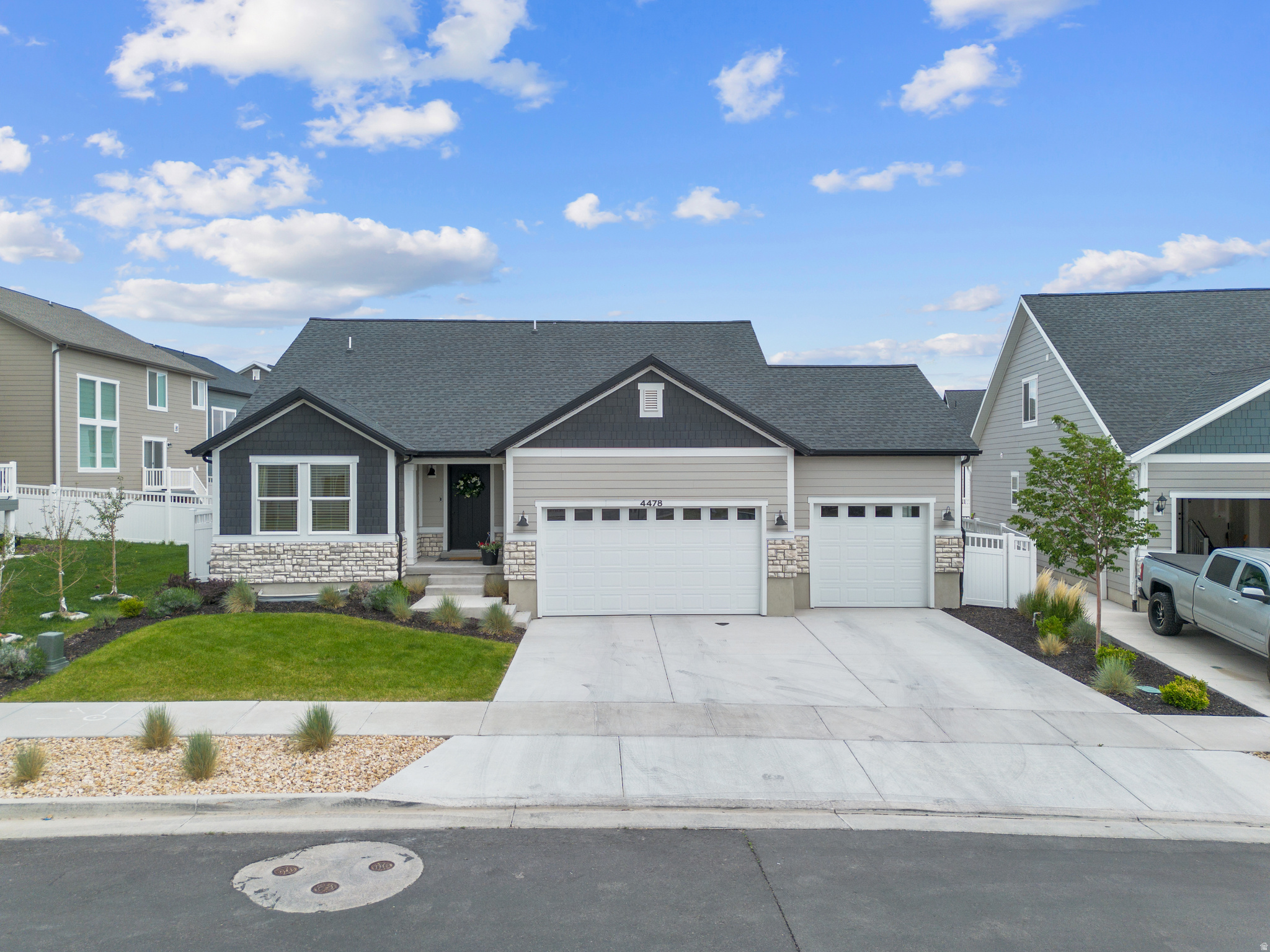 MOUNTAIN RIDGE - Residential