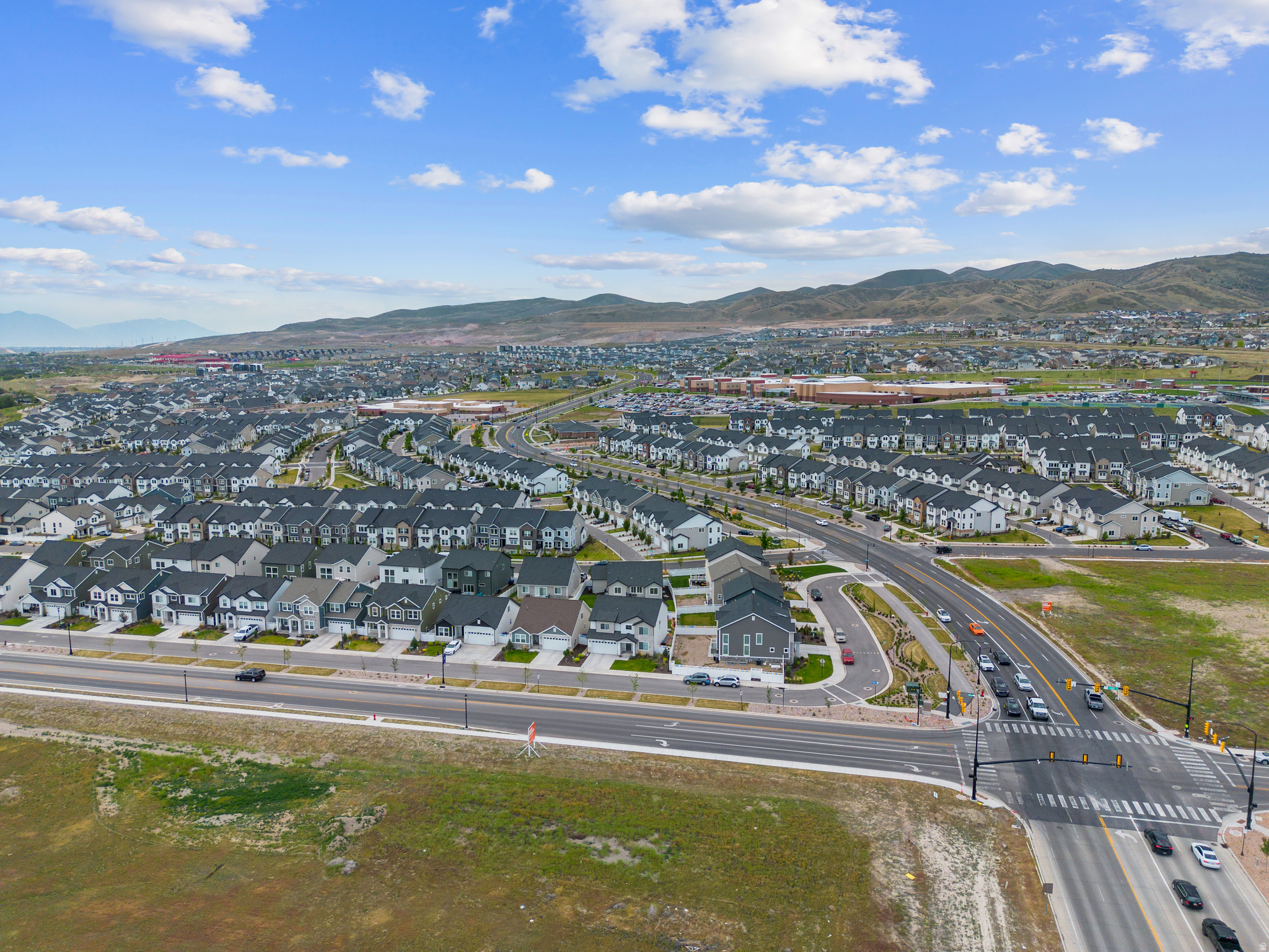 MOUNTAIN RIDGE - Residential