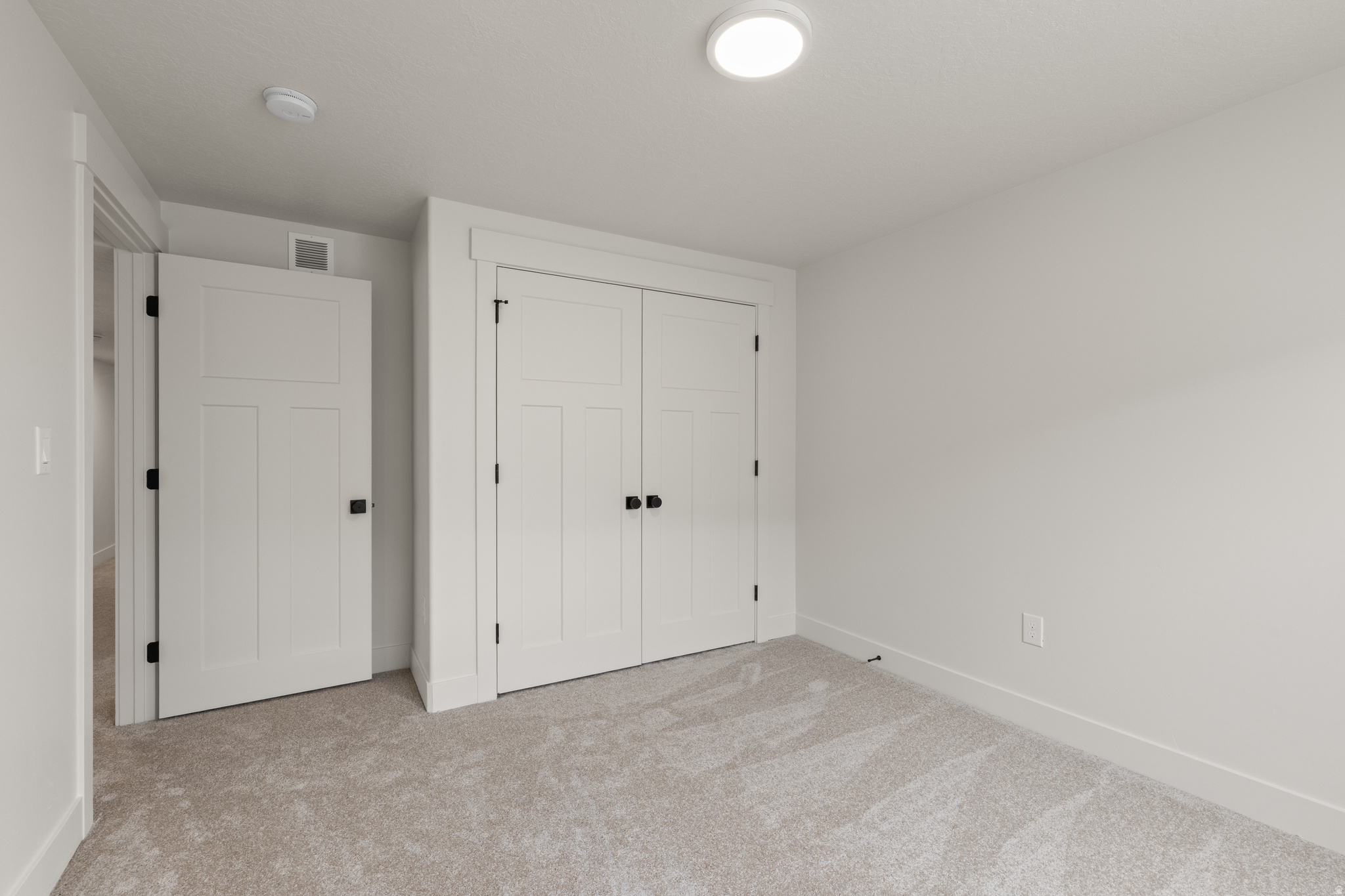 MOUNTAIN RIDGE - Residential
