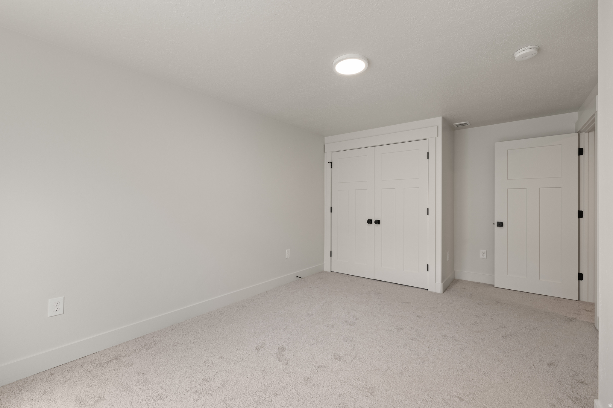 MOUNTAIN RIDGE - Residential