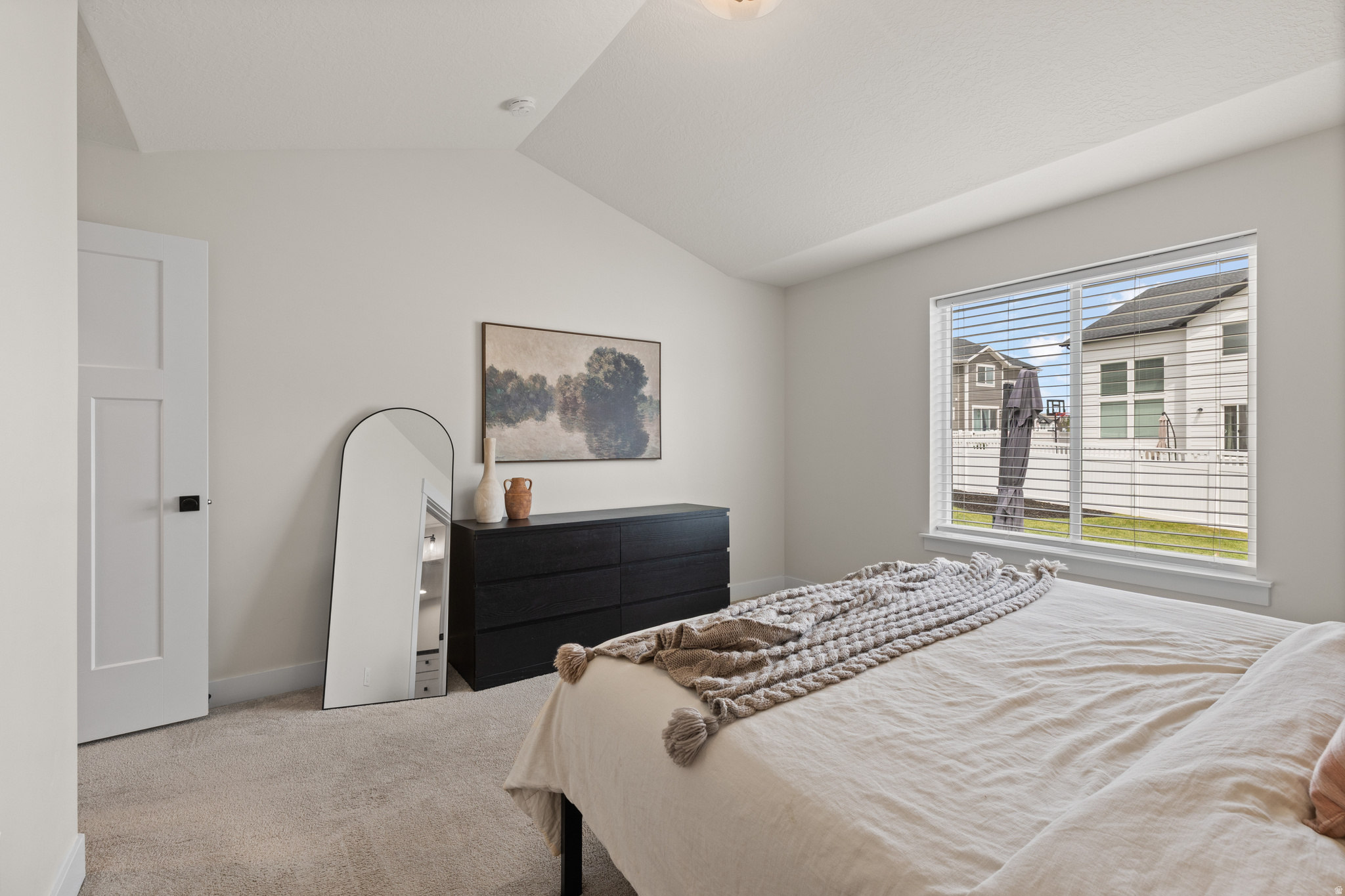 MOUNTAIN RIDGE - Residential