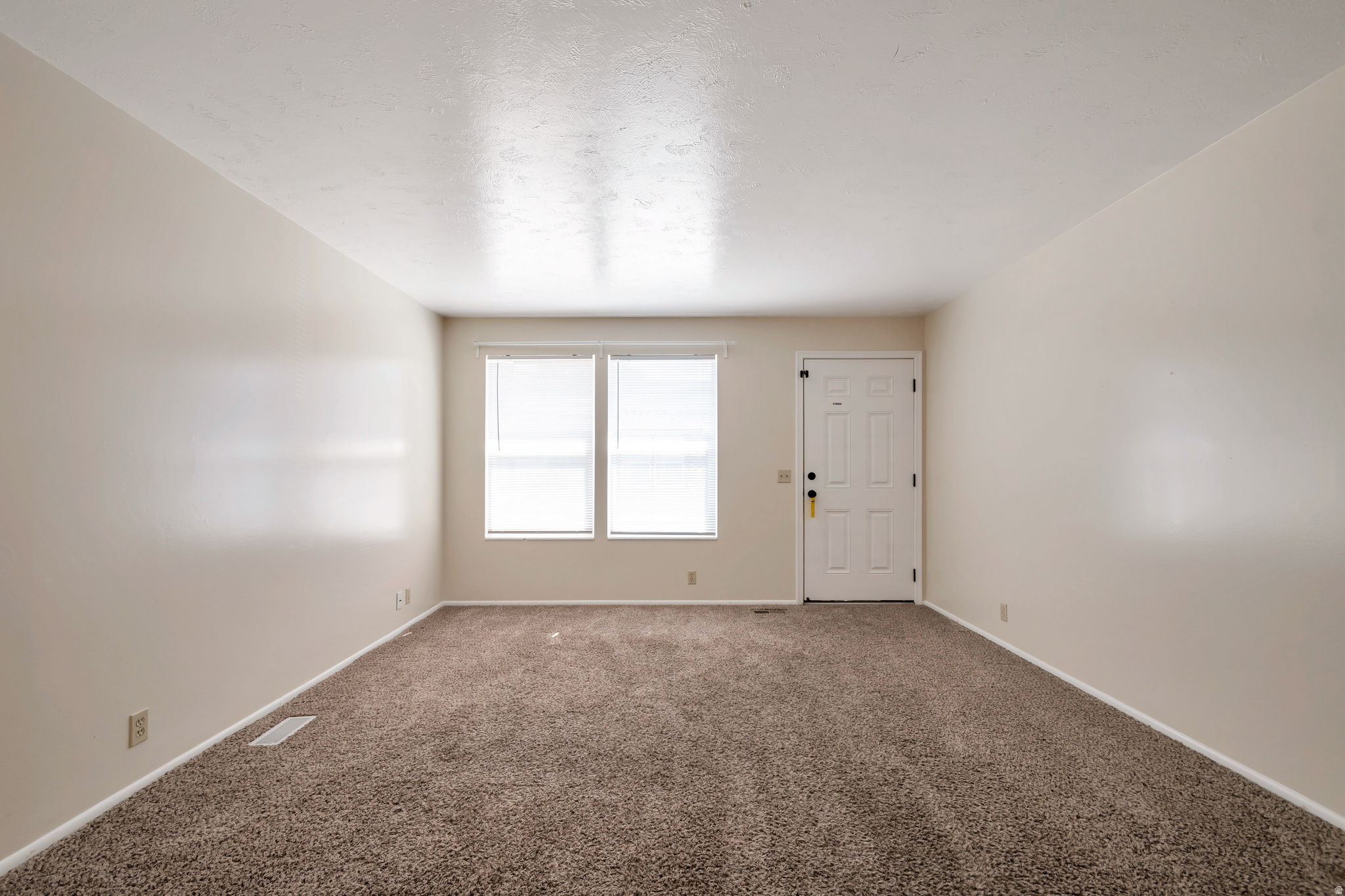 LLOYD - Residential Income