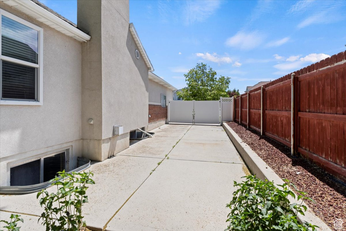 2804 W 9760, South Jordan, Utah image 36