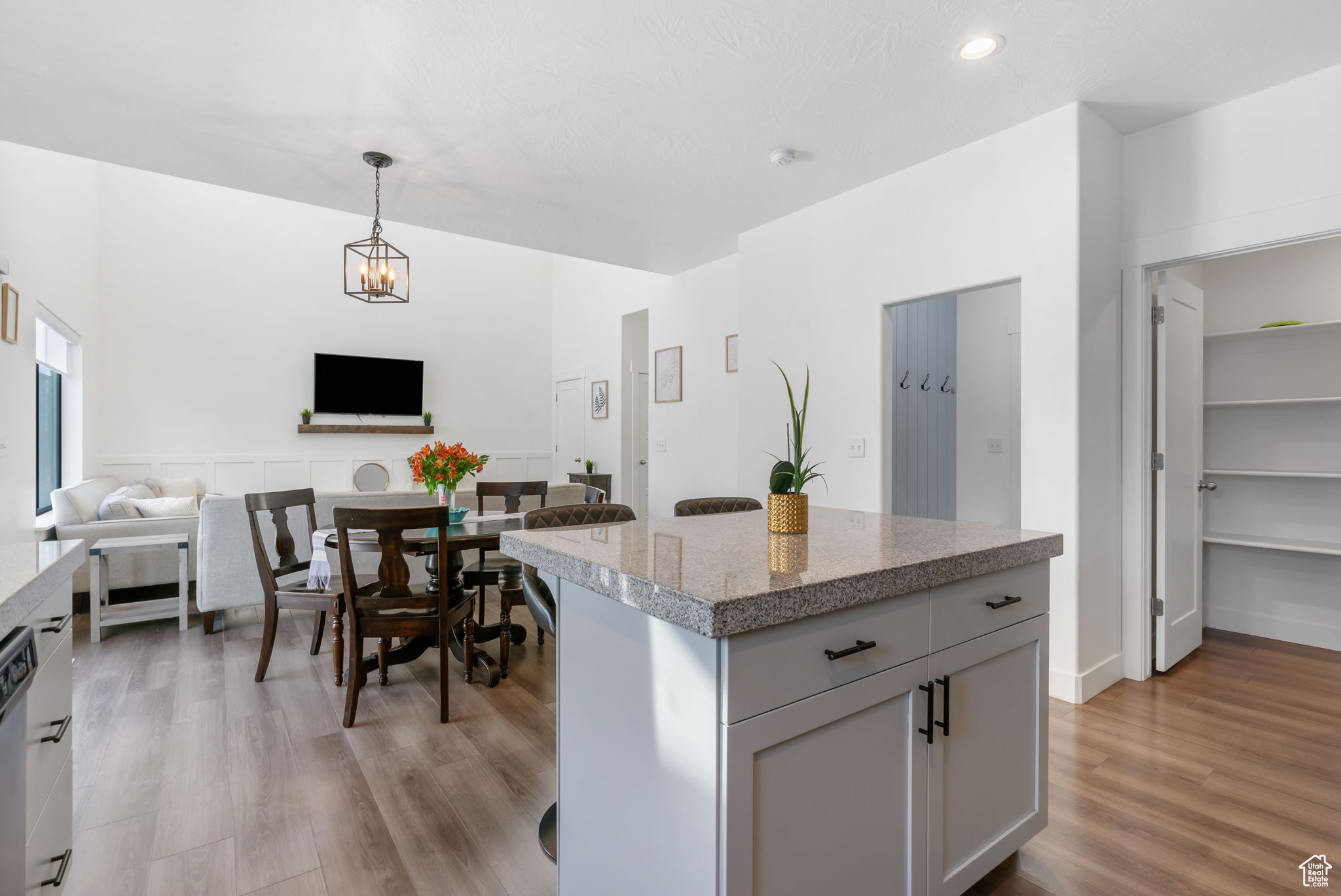 7152 N Brook Ridge Rdg, Eagle Mountain, Utah image 12