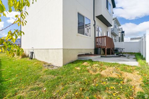 Tiny photo for 7152 N BROOK RIDGE Rdg, Eagle Mountain, UT 84005 (MLS # 2029340)