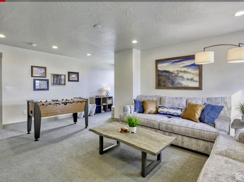 Tiny photo for 2323 E ESCONDIDO DR N, Washington, UT 84780 (MLS # 2113723)