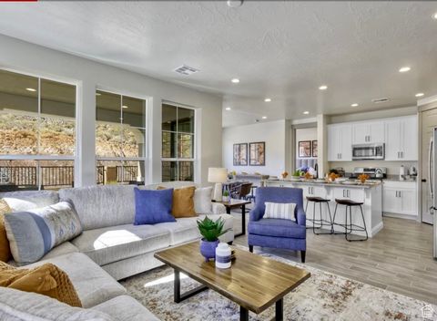 Tiny photo for 2323 E ESCONDIDO DR N, Washington, UT 84780 (MLS # 2113723)