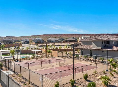 Tiny photo for 2323 E ESCONDIDO DR N, Washington, UT 84780 (MLS # 2113723)