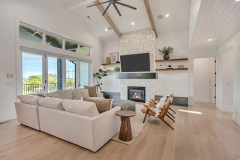 Tiny photo for 1720 S HILLCREST CIR W, Mapleton, UT 84664 (MLS # 2151363)