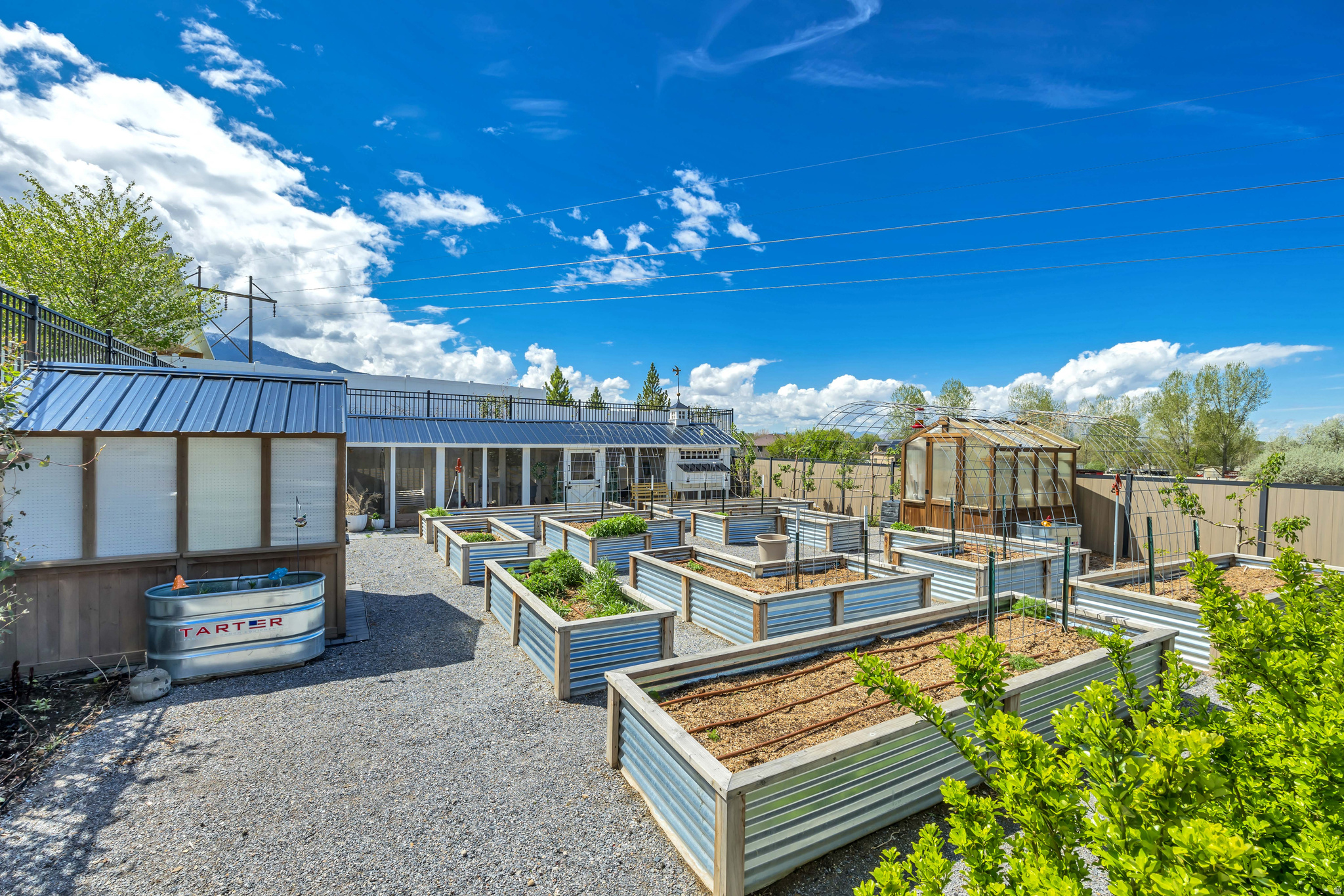 HILLCREST PHASE 1 - Residential