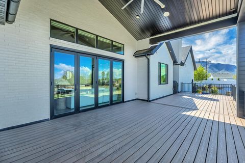 Tiny photo for 1720 S HILLCREST CIR W, Mapleton, UT 84664 (MLS # 2151363)