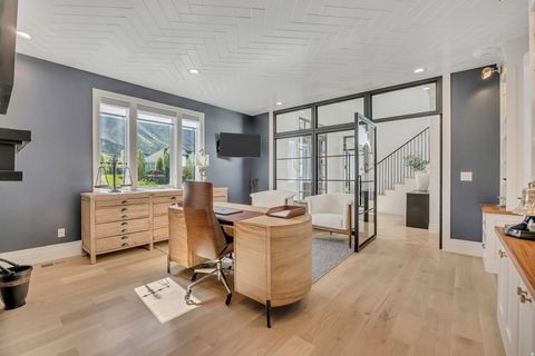 Tiny photo for 1720 S HILLCREST CIR W, Mapleton, UT 84664 (MLS # 2151363)