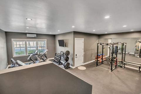 Tiny photo for 1720 S HILLCREST CIR W, Mapleton, UT 84664 (MLS # 2151363)