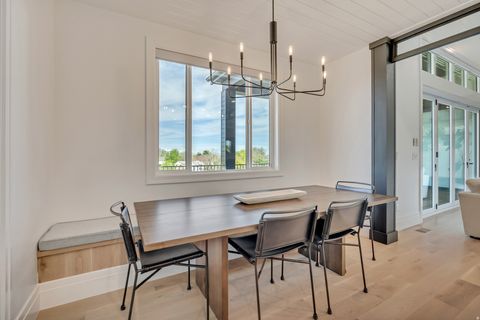 Tiny photo for 1720 S HILLCREST CIR W, Mapleton, UT 84664 (MLS # 2151363)