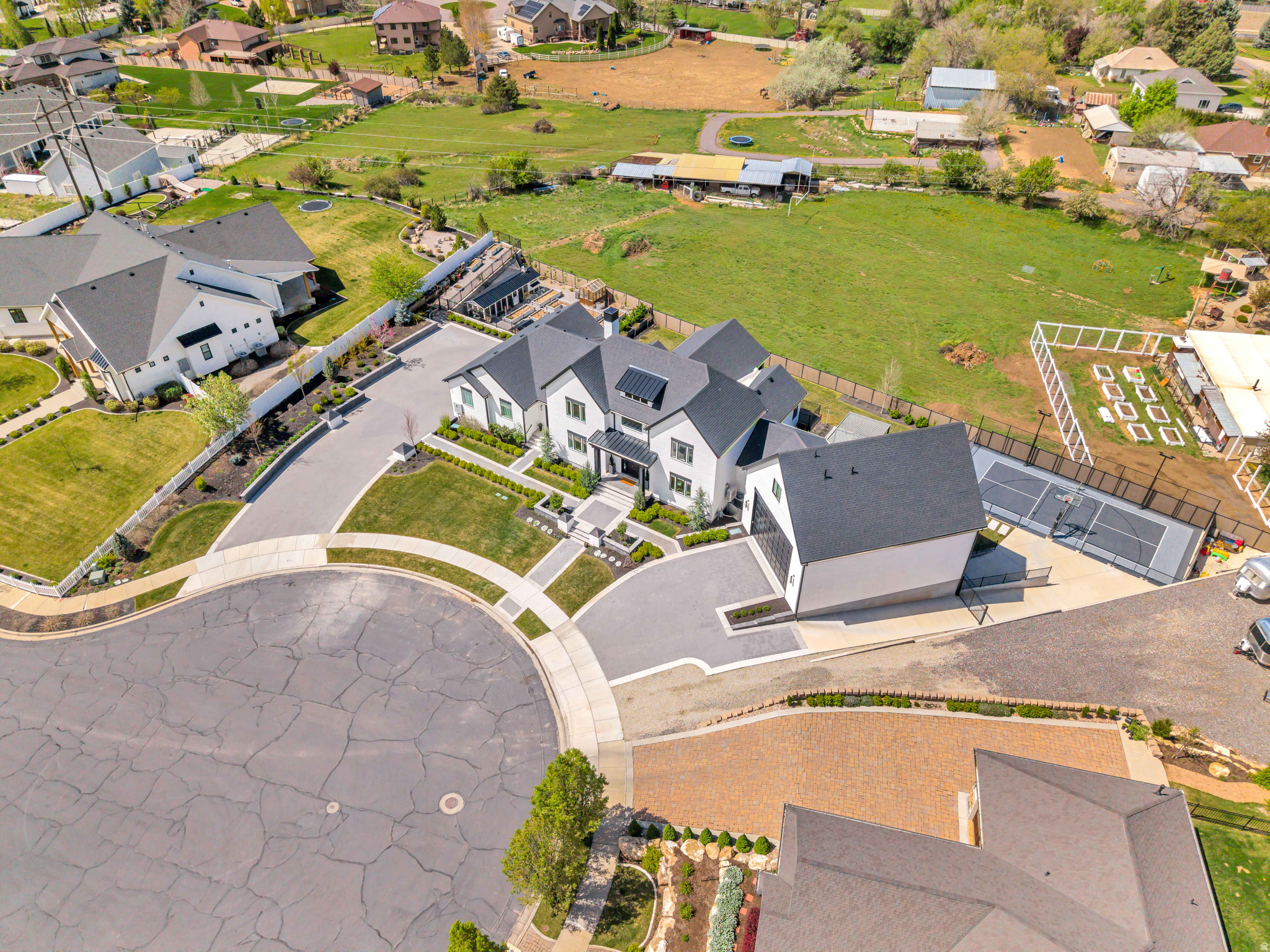 HILLCREST PHASE 1 - Residential