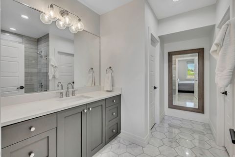 Tiny photo for 1720 S HILLCREST CIR W, Mapleton, UT 84664 (MLS # 2151363)