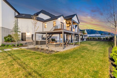 Tiny photo for 1720 S HILLCREST CIR W, Mapleton, UT 84664 (MLS # 2151363)