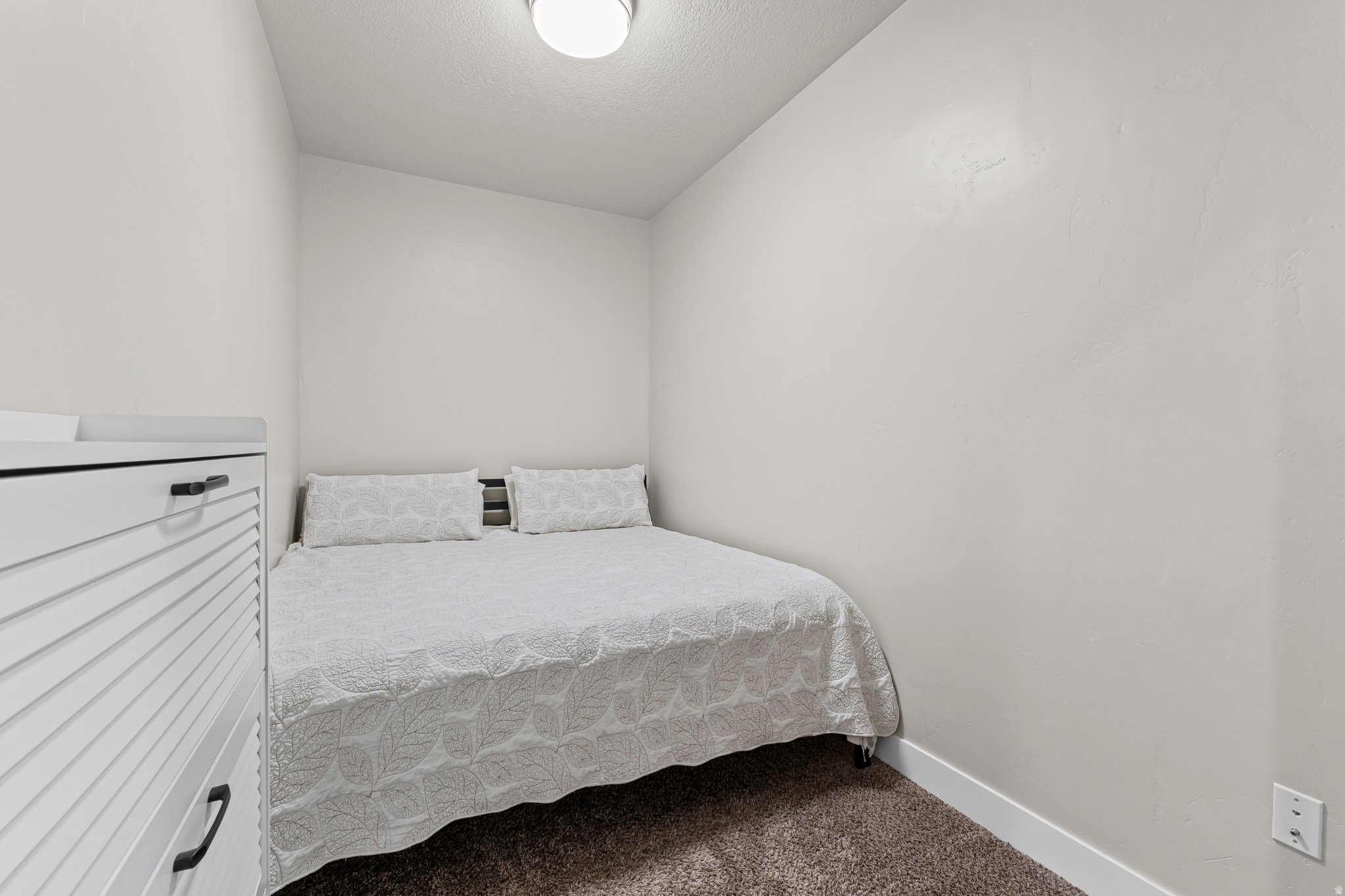 FALCON RIDGE - Residential