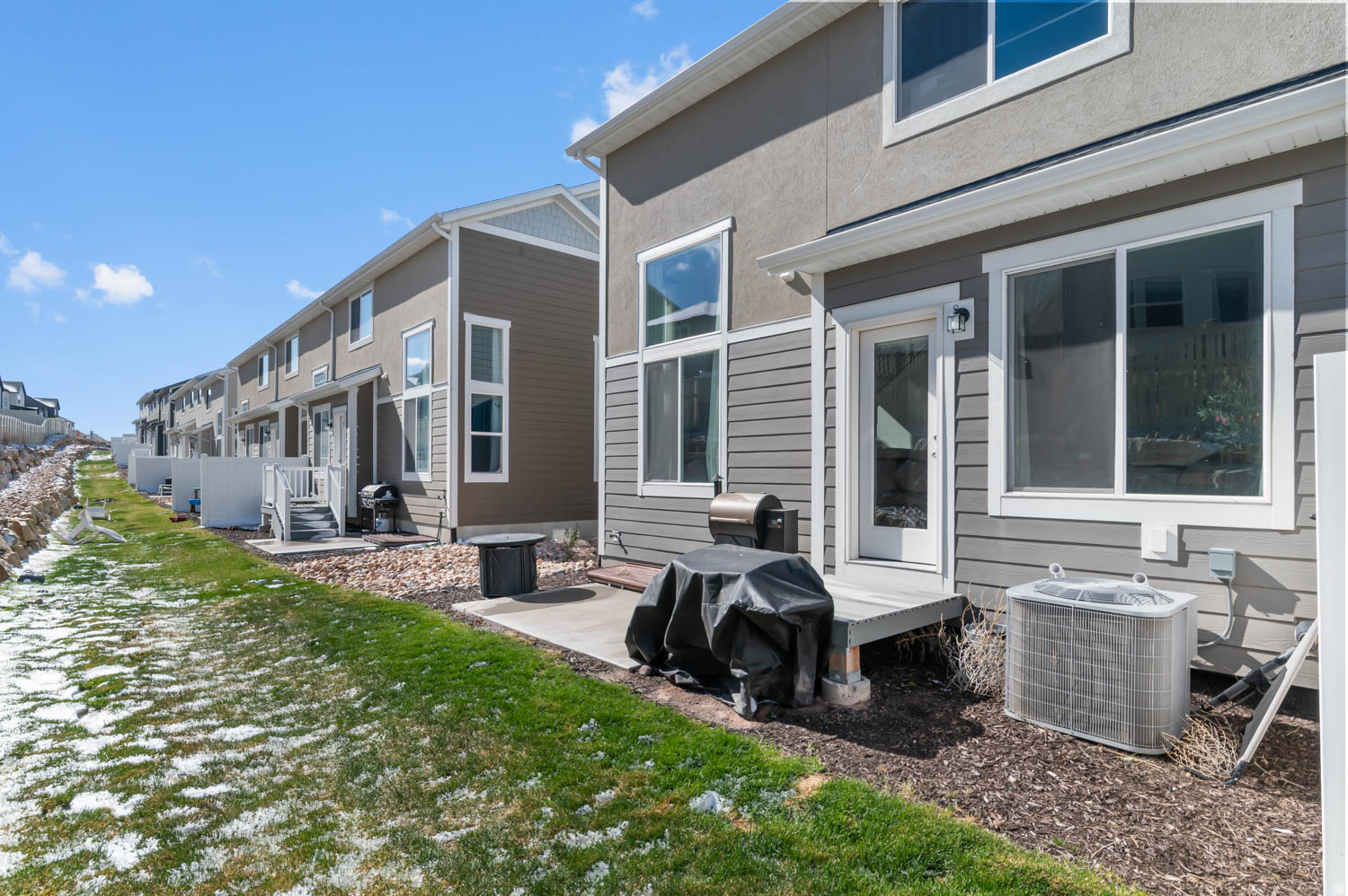 RIDGEHORNE - Residential