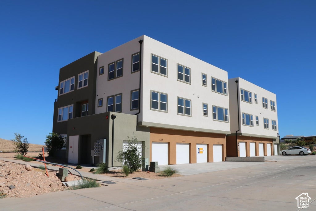 Photo of 5599 S CARNELIAN PKWY #603, Saint George, UT 84790 (MLS # 2189162)