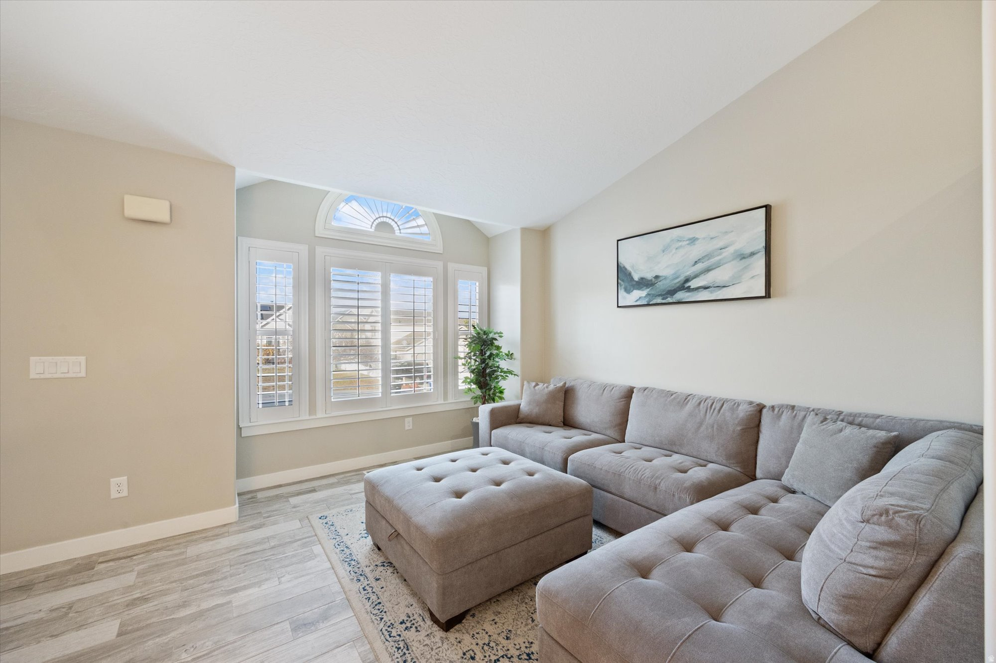 SUNCREST RIDGE #4 - Residential