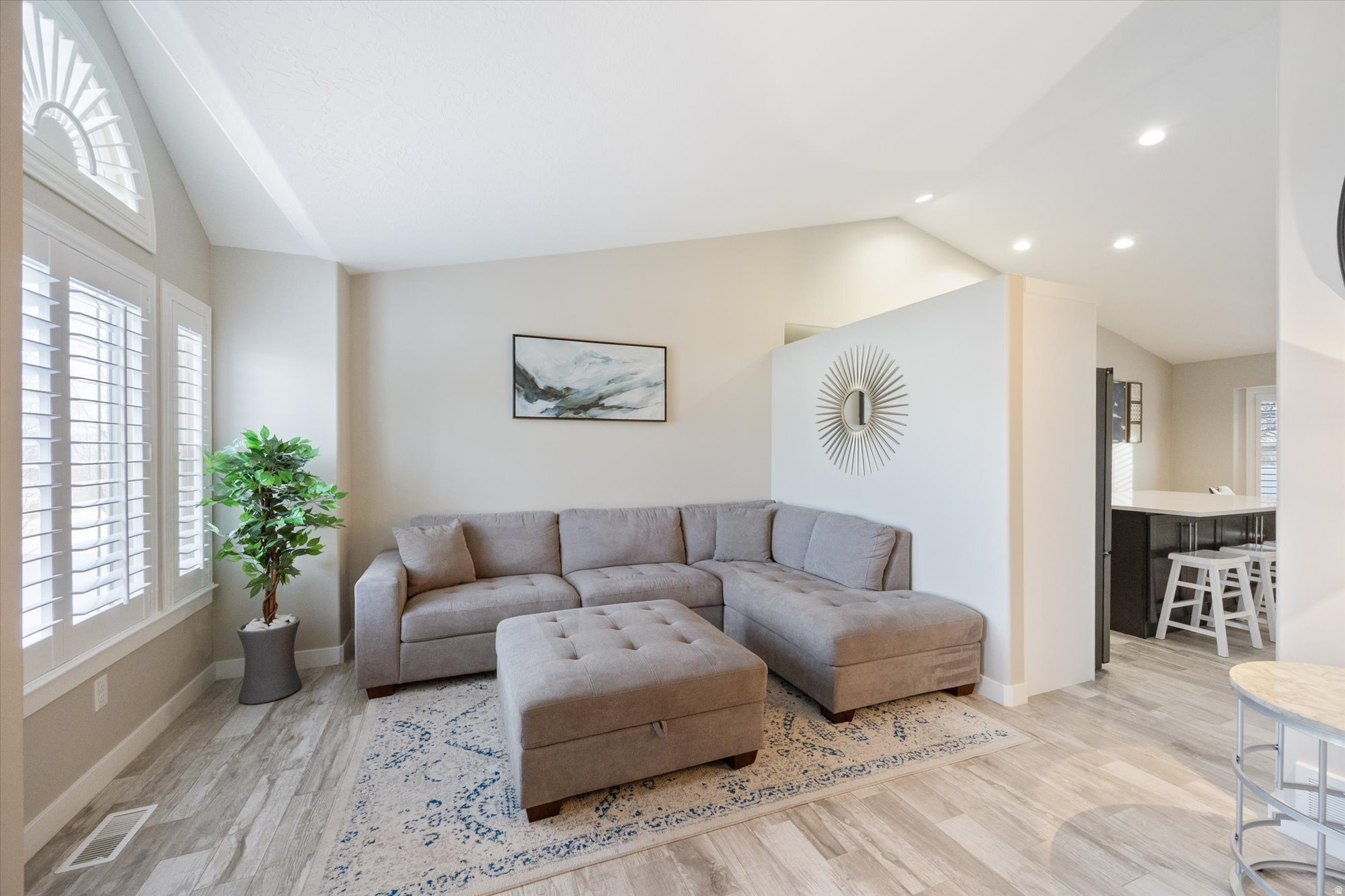 SUNCREST RIDGE #4 - Residential