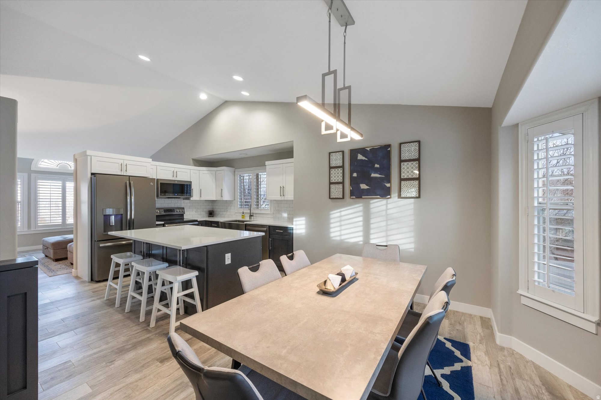 SUNCREST RIDGE #4 - Residential