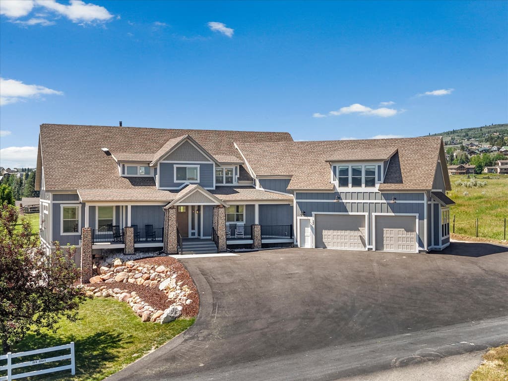 Photo of 22 E 2263 ST S, Garden City, UT 84028 (MLS # 2169389)