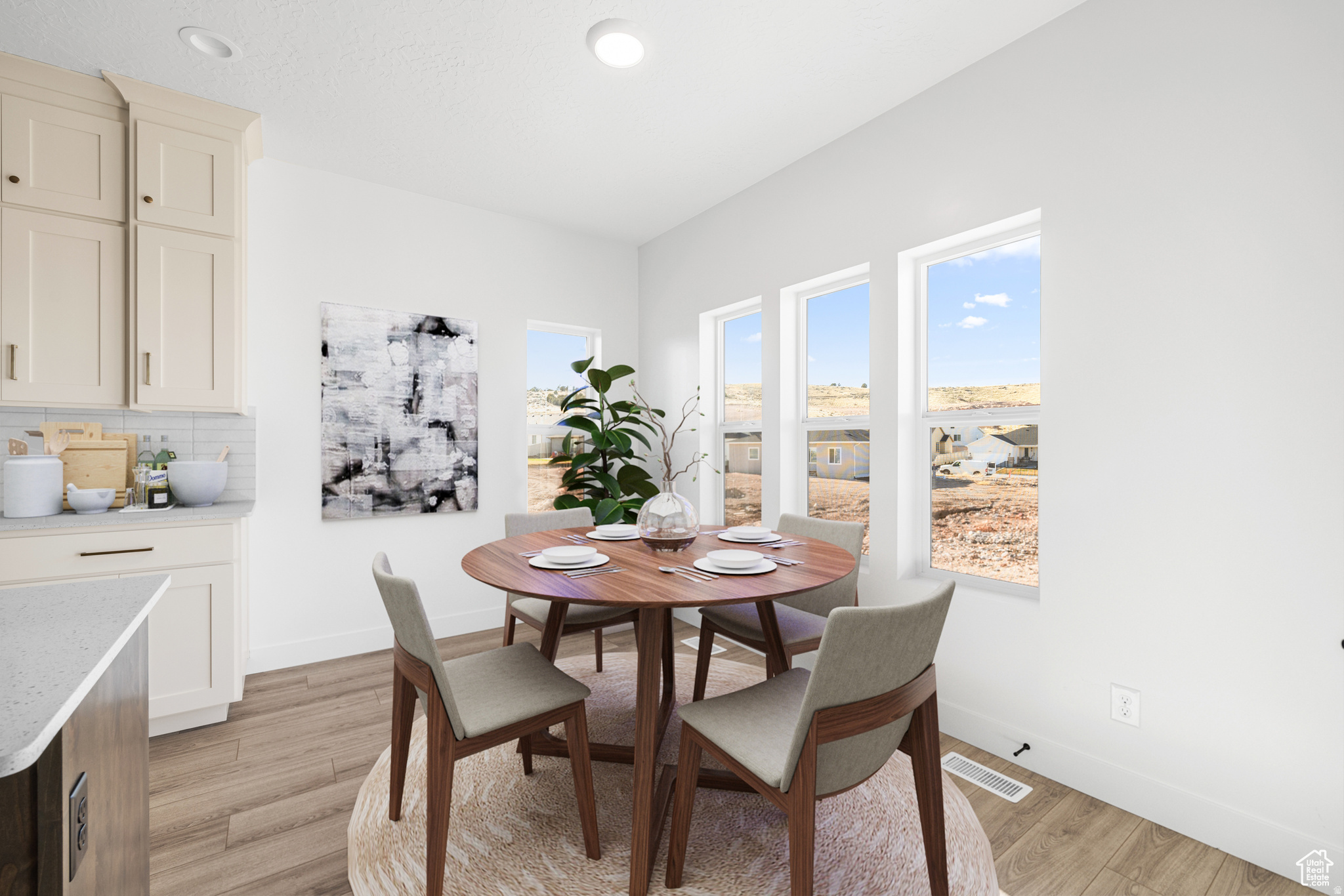 THE HILLS - Residential