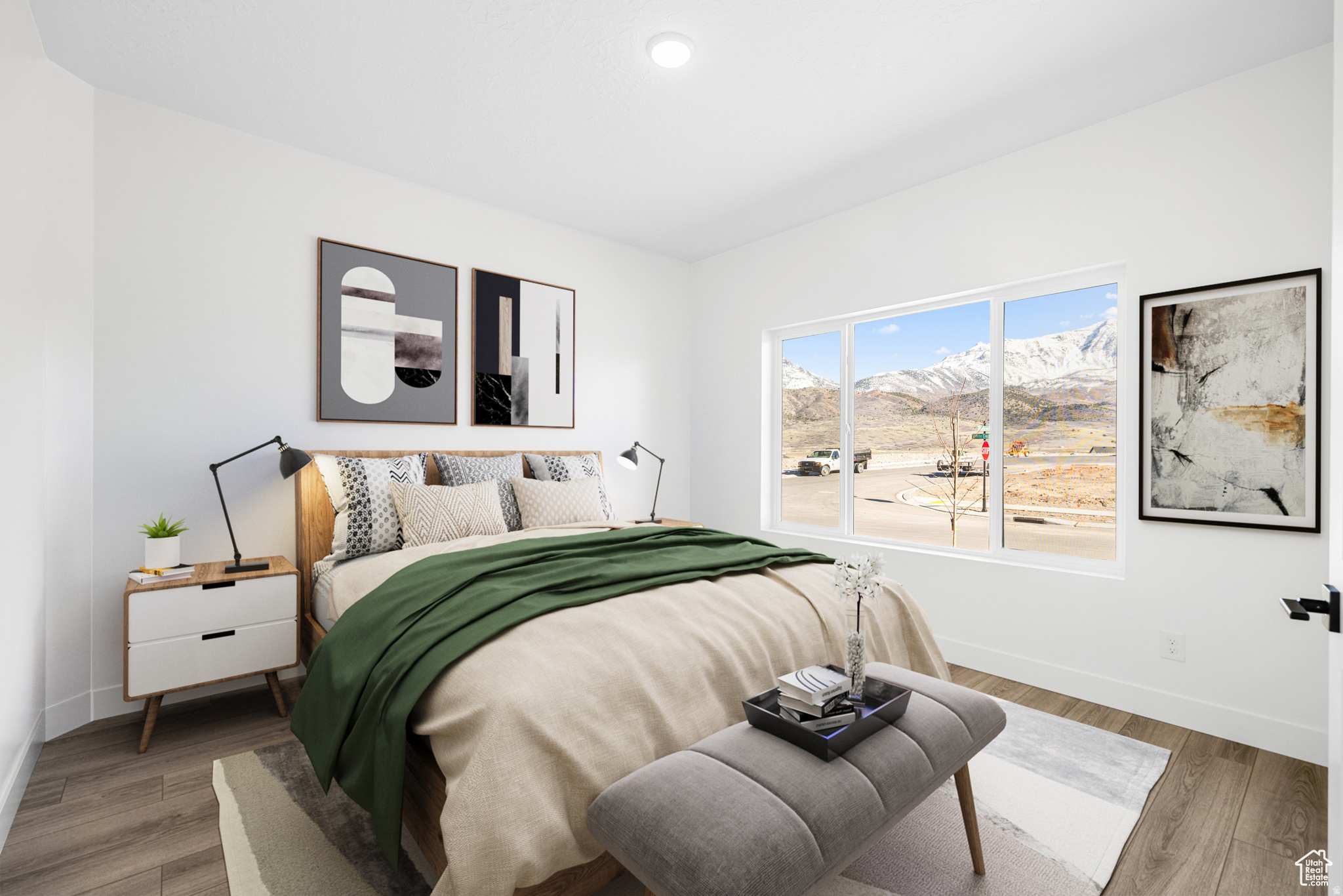 THE HILLS - Residential