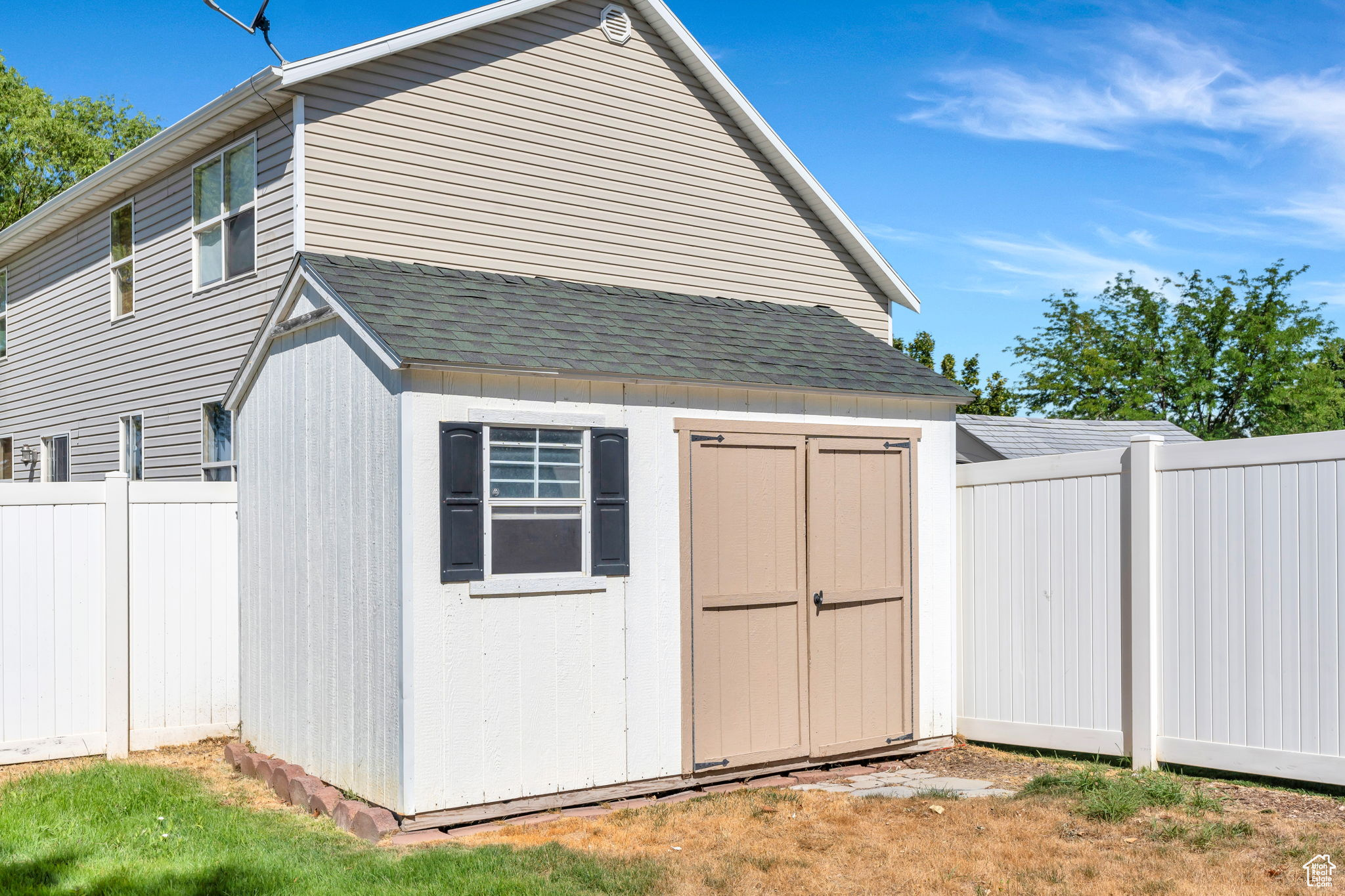 RIDGE - Residential