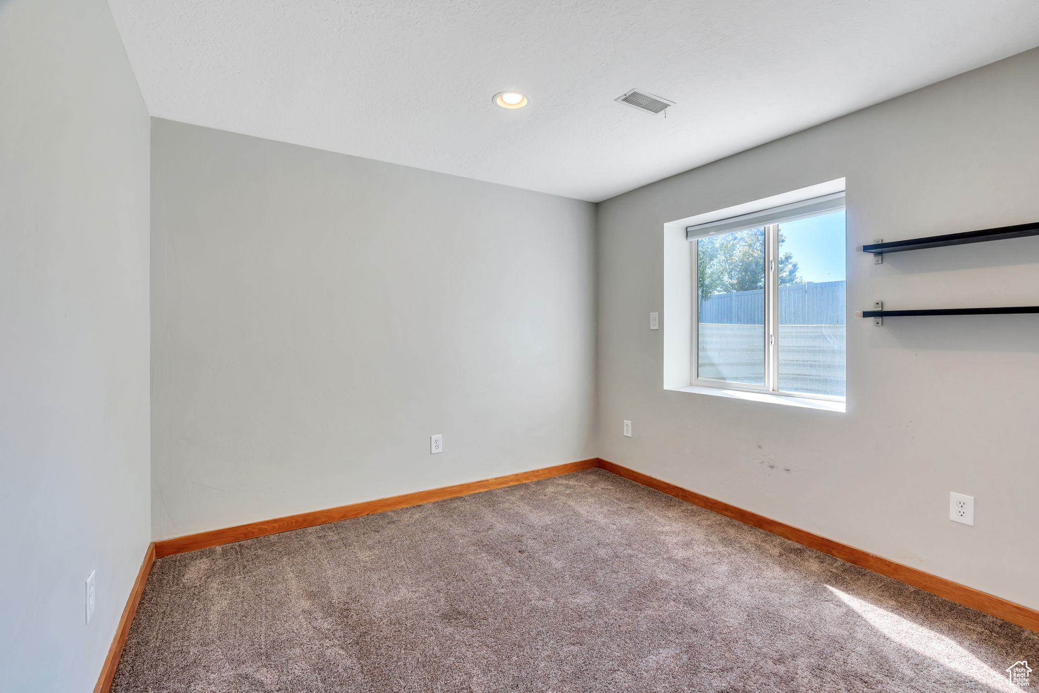 RIDGE - Residential