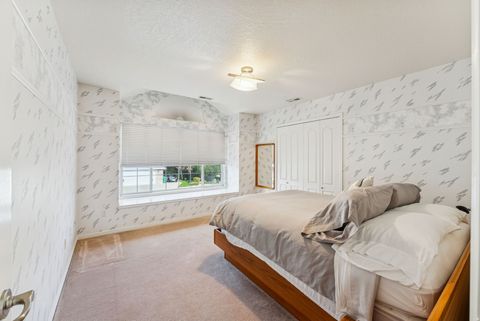Tiny photo for 2382 SUMMERWOOD DR, Layton, UT 84040 (MLS # 2157166)