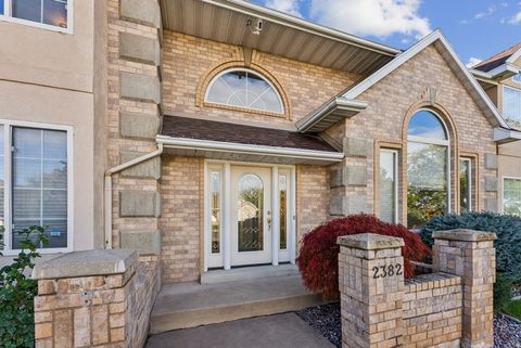 Tiny photo for 2382 SUMMERWOOD DR, Layton, UT 84040 (MLS # 2157166)