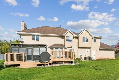 Tiny photo for 2382 SUMMERWOOD DR, Layton, UT 84040 (MLS # 2157166)