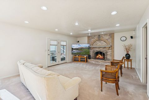 Tiny photo for 2382 SUMMERWOOD DR, Layton, UT 84040 (MLS # 2157166)