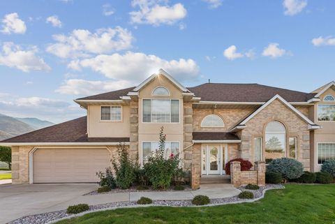Tiny photo for 2382 SUMMERWOOD DR, Layton, UT 84040 (MLS # 2157166)